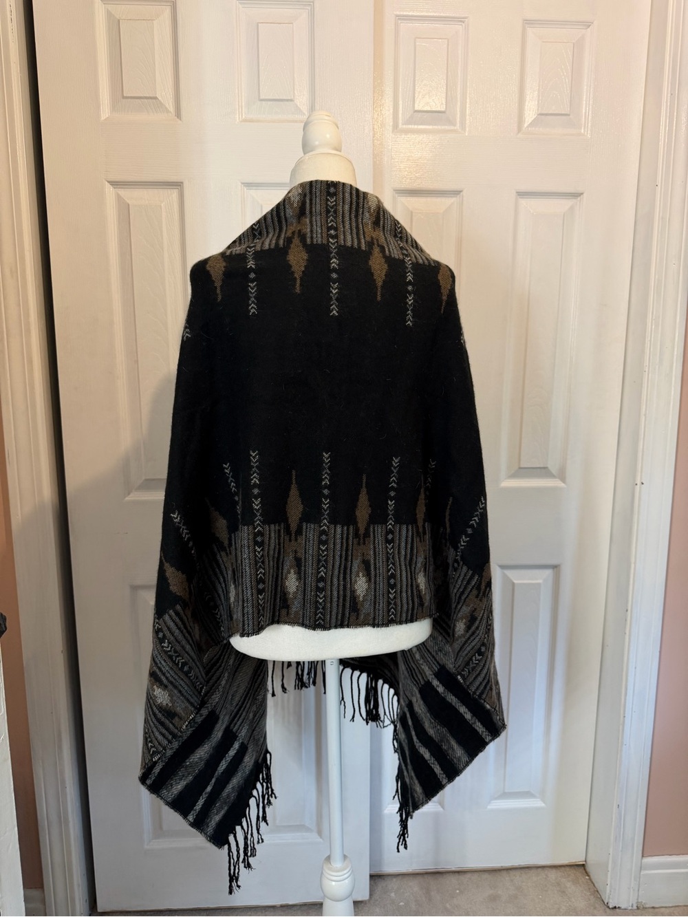 Cardigan - Picture 4 of 4